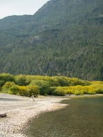 El Bolsón y Lago Puelo: ruta escénica, cultura artesanal y naturaleza viva - Imagen 4